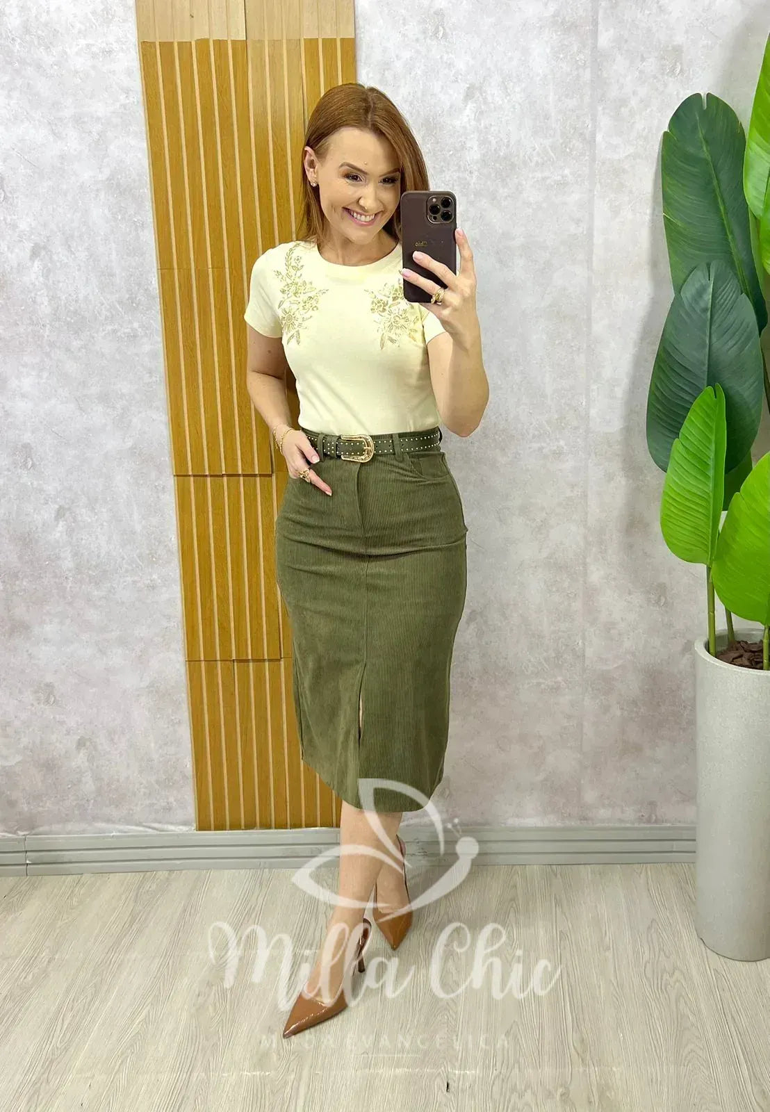 Saia Aline em Cotelê – Verde