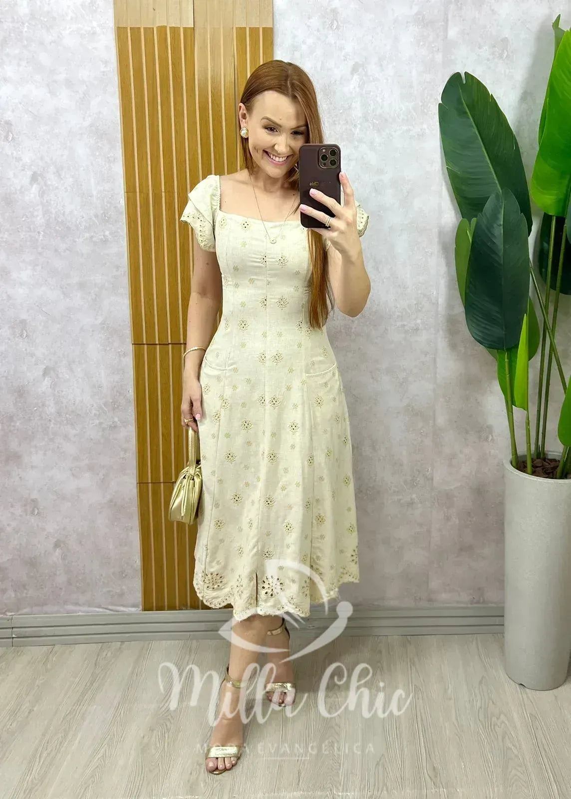 Vestido Eliara Em Linho Bordado – Areia
